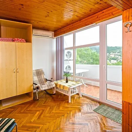 Spiro Guest house